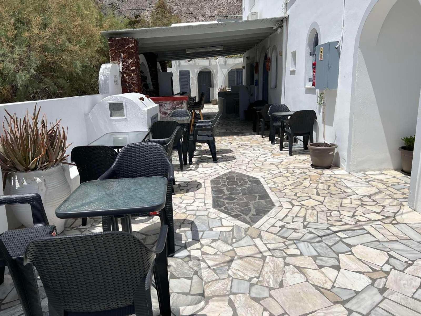 M.G. Hotel Studio & Apts Perissa (Santorini) Exterior foto