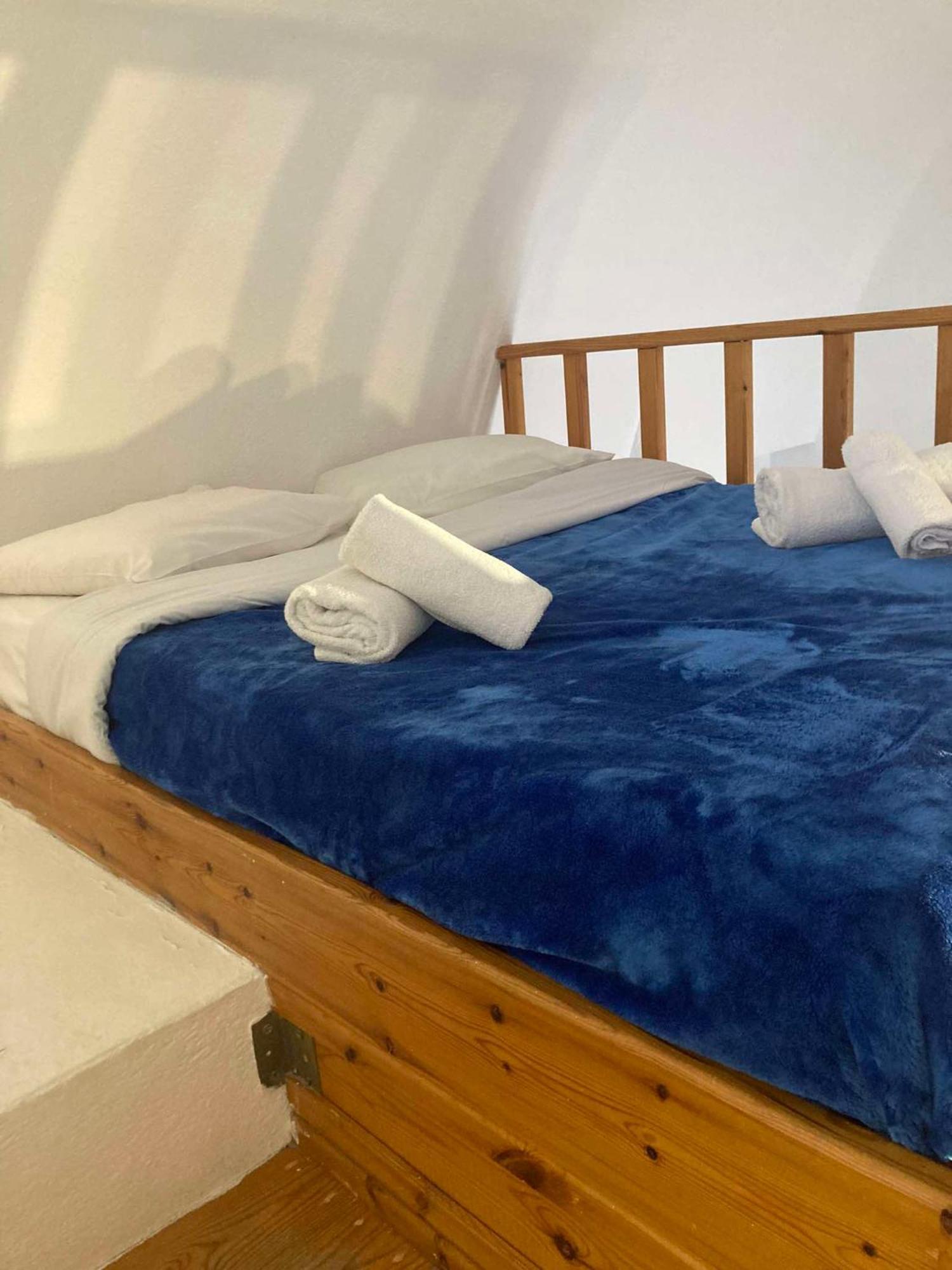 M.G. Hotel Studio & Apts Perissa (Santorini) Quarto foto